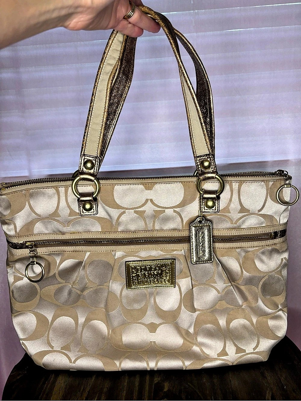 Coach Poppy Signature Glam Tote Shoulder Bag Beige & White